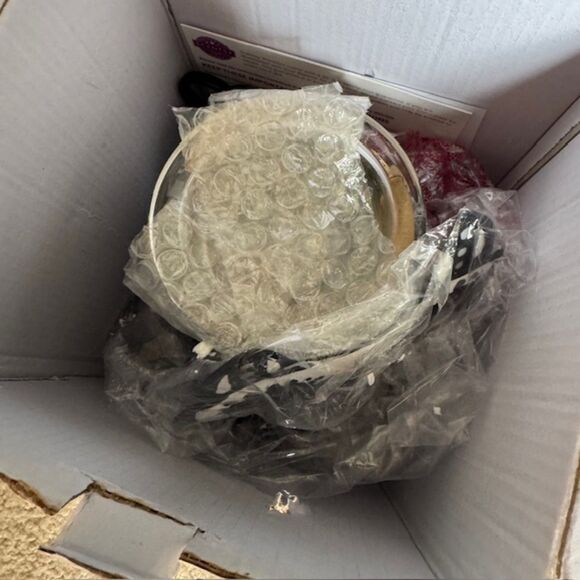 Very Superstitious Cat Halloween Scentsy Warmer NIB - Picture 5 of 7